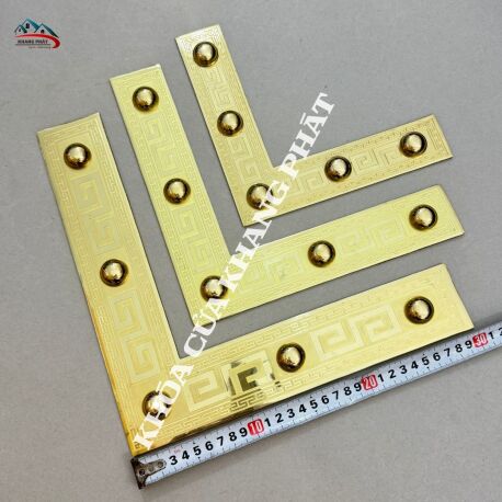 Ke Góc Đồng Thau – Phụ Kiện Trang Trí Cửa Gỗ, Cổng Gỗ