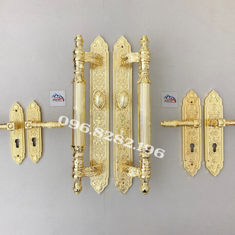 Khóa Cửa Đồng & Bản Lề Đồng Cao Cấp Cho Biệt Thự Tại Thanh Hóa